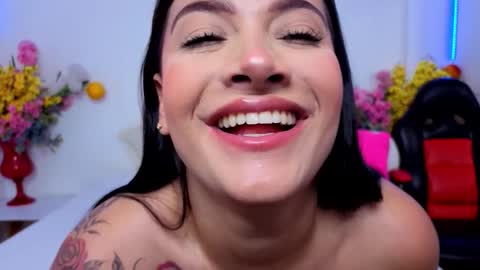 mariana online show from December 1, 9:28 pm