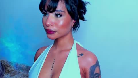 M A R I A N E online show from January 25, 6:01 am