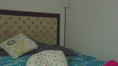 Antonia online show from October 4, 9:08 pm