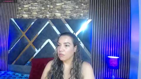 marie_hss online show from February 24, 8:25 pm