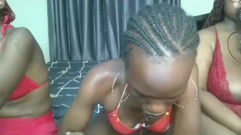 Marie online show from February 14, 11:40 pm