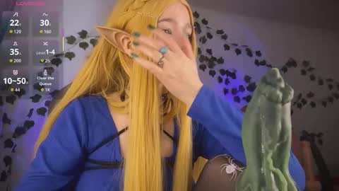 Mariel Gold online show from October 7, 5:45 am