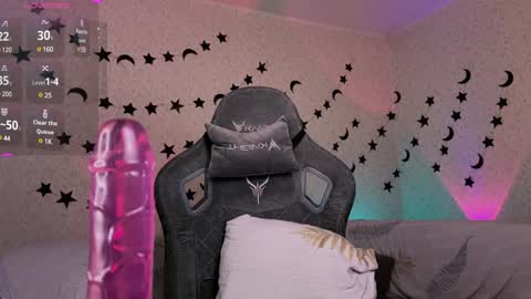 Mariel Gold online show from January 12, 5:13 am