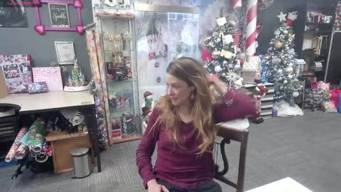 Marie Ann Waters online show from December 18, 11:08 pm