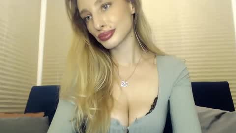 MarilynDevilish online show from February 21, 6:59 pm