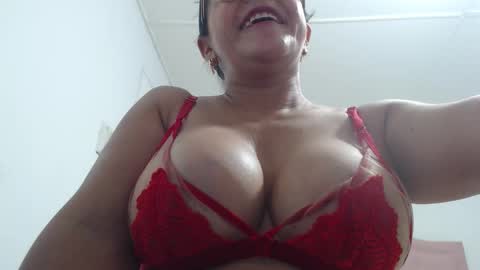 mariska_69 online show from March 12, 1:36 pm