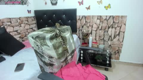 marla petit online show from February 9, 7:30 pm