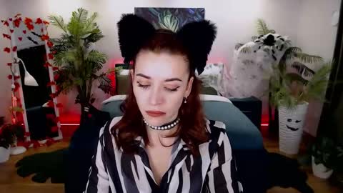 MarlaDewis online show from October 26, 12:33 pm