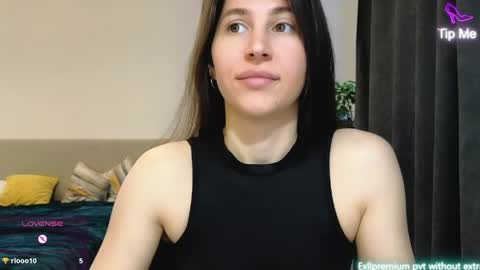 marrycolins online show from April 16, 2:34 am