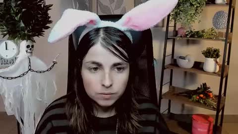 martaedams online show from October 30, 6:49 am