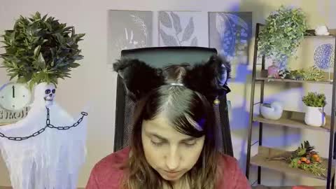 martaedams online show from October 24, 6:31 am