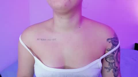C A R O L I N A  online show from June 13, 6:05 pm