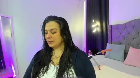   MARTINA   online show from December 3, 11:45 am