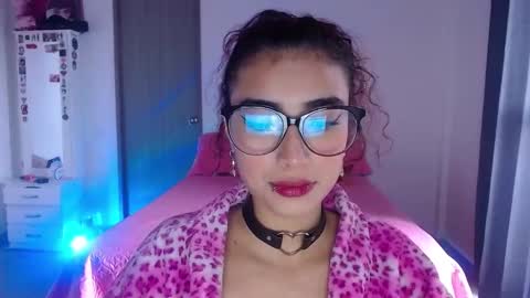 mary online show from October 6, 2:01 pm