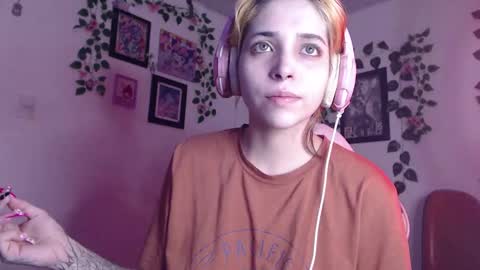                      100   online show from December 19, 6:01 am