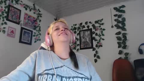                      100   online show from January 9, 7:18 pm