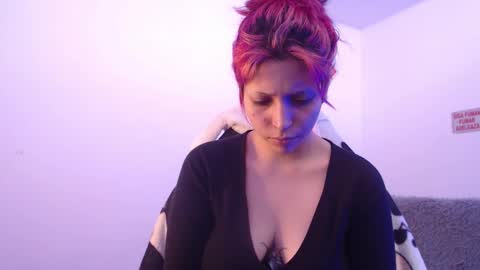                      100   online show from October 20, 5:05 pm