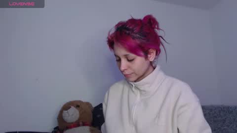                      100   online show from October 11, 12:19 pm