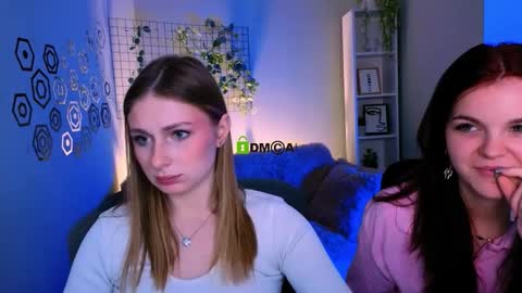 Mary online show from January 17, 8:38 pm