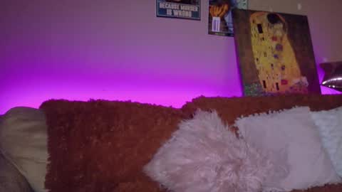     online show from January 15, 6:08 am