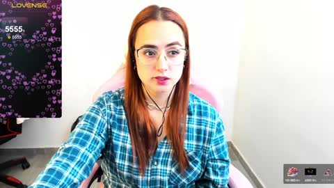 Dulce Maria online show from January 30, 6:54 pm