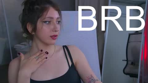 Mary Miller online show from November 13, 12:26 pm