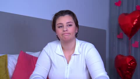 MaryMurrays online show from February 20, 5:12 am