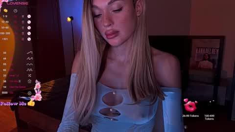 Mary online show from November 28, 8:50 am