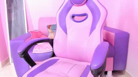 call me mommy online show from September 10, 4:07 pm