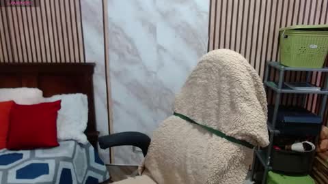 Sonia online show from March 11, 7:27 pm