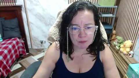 Sonia online show from April 1, 4:37 pm