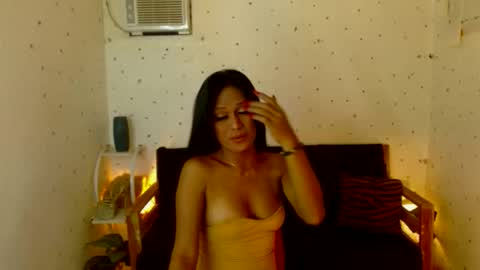 maturity_mommy_intown online show from October 7, 7:07 pm