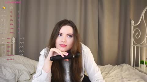 Lily online show from February 8, 5:50 pm