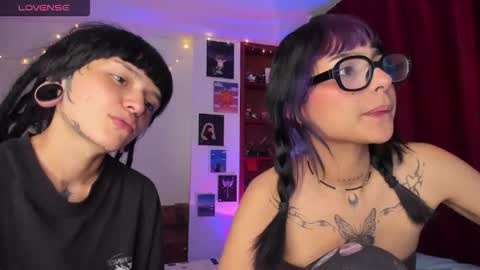 mavimist_ online show from March 27, 2:24 am