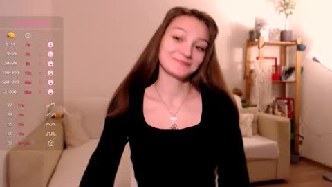 Maxine online show from November 18, 1:34 pm