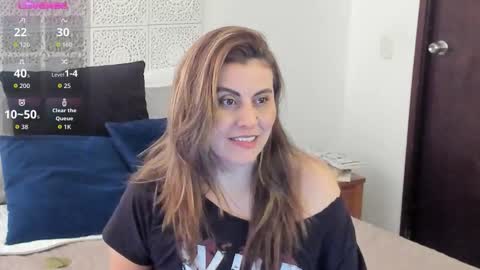 Victoria online show from December 17, 9:41 pm