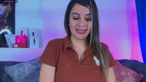 may_wood online show from January 10, 6:12 pm