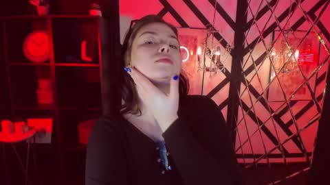 Woman online show from January 15, 6:01 am