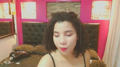 Maya online show from December 13, 2:54 am