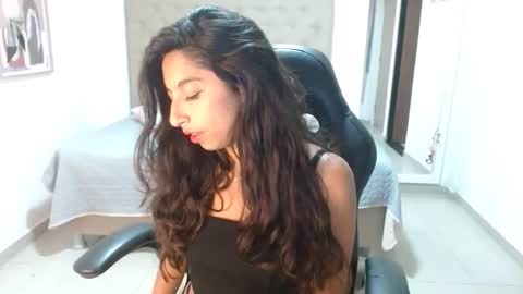 MAYA online show from December 18, 11:09 pm