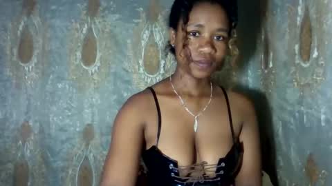 mayrah online show from February 14, 7:54 am