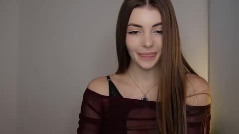 mayttease online show from November 22, 7:00 am