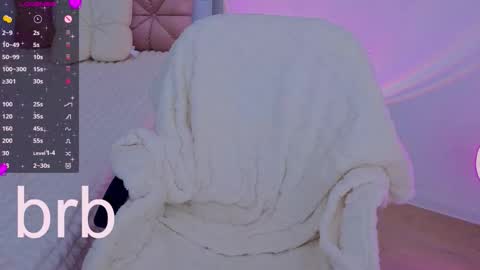 Dina online show from March 18, 11:42 pm