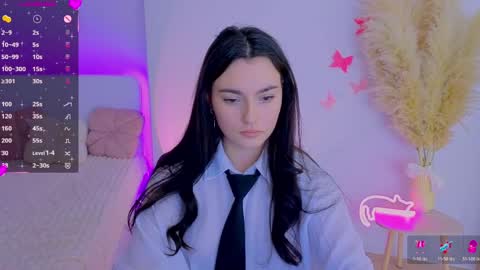 Dina online show from March 22, 9:43 pm