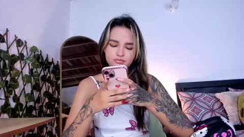 medussa13 online show from October 14, 1:03 pm