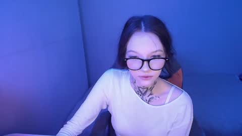 mefwhOre online show from February 2, 7:25 pm