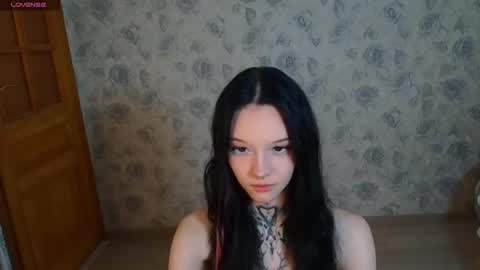 mefwhOre online show from March 11, 7:03 am