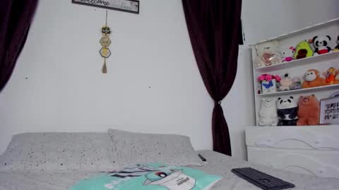 M E G A N online show from October 12, 7:49 pm