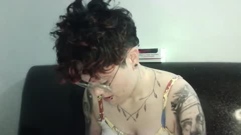 Megan and sophi online show from February 22, 5:23 am