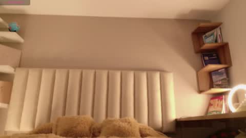     online show from October 6, 12:00 pm